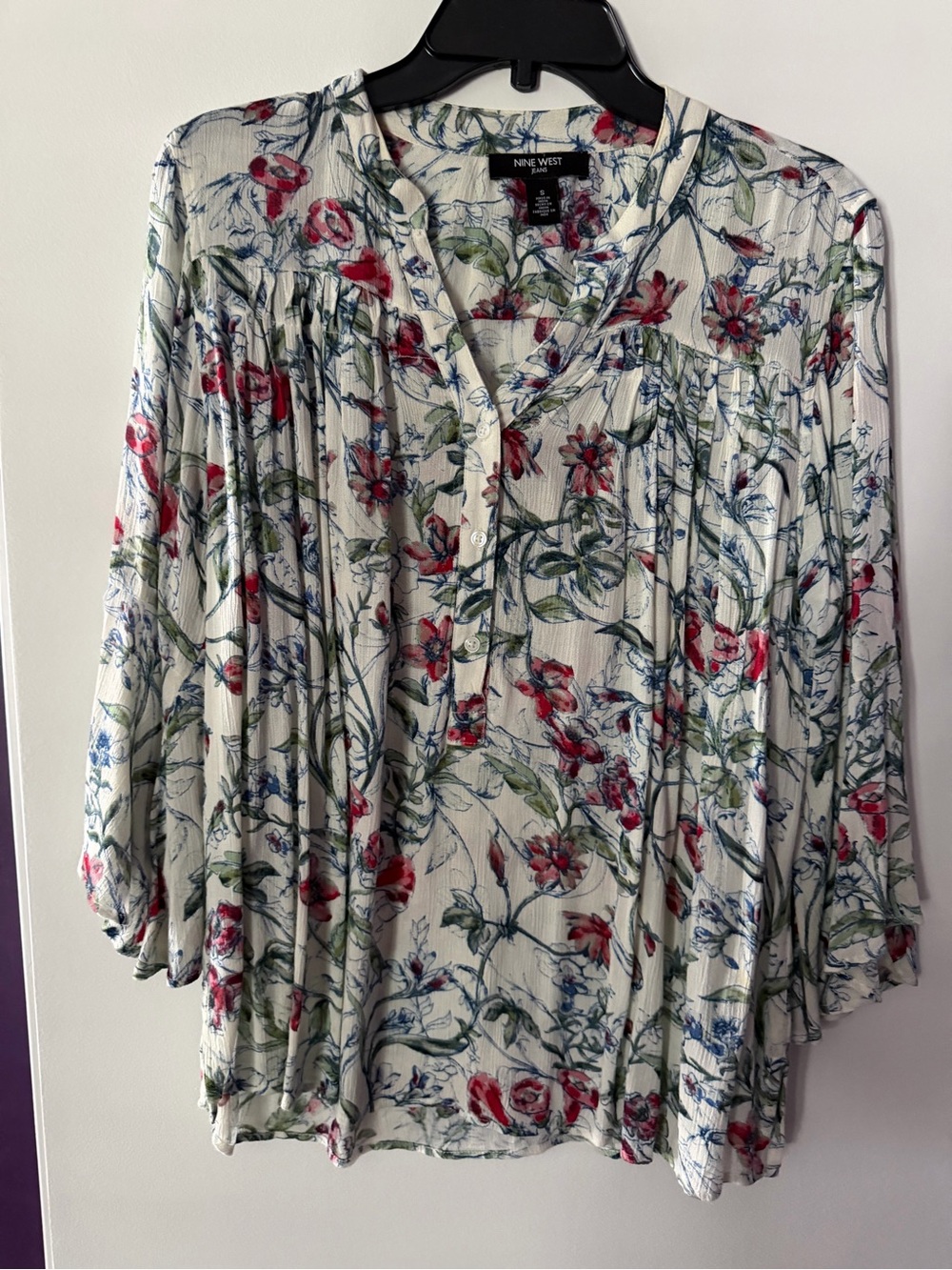 Nine West White Floral Button-Front Peasant Blouse